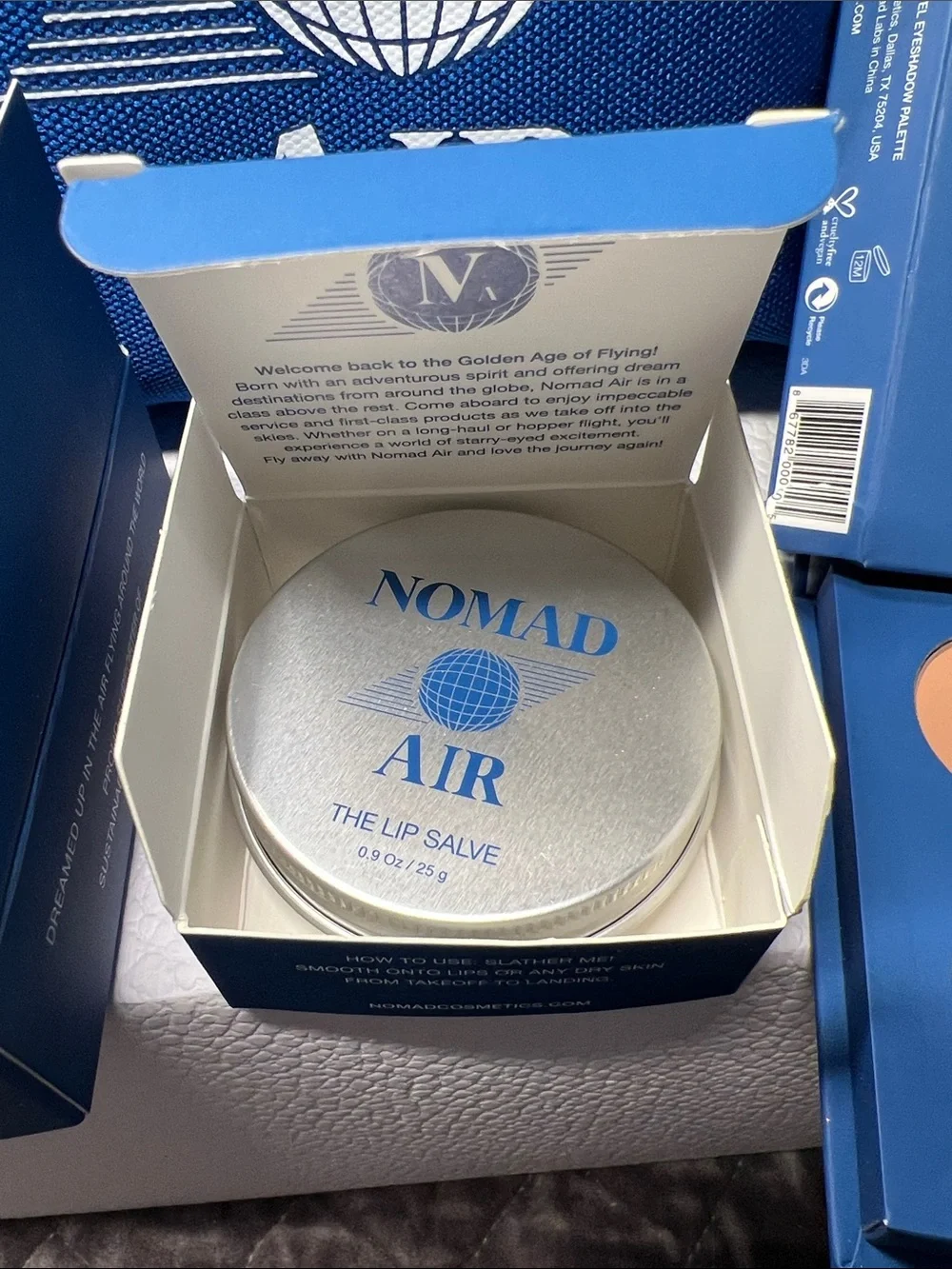 Nomad Air Travel Set - Toiletry Bag-Face Cream- Lip Salve- Eyeshadow palette